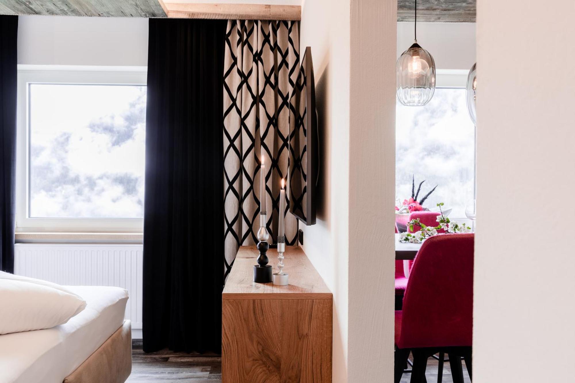Apart Oberhaus Kappl  Rum bild