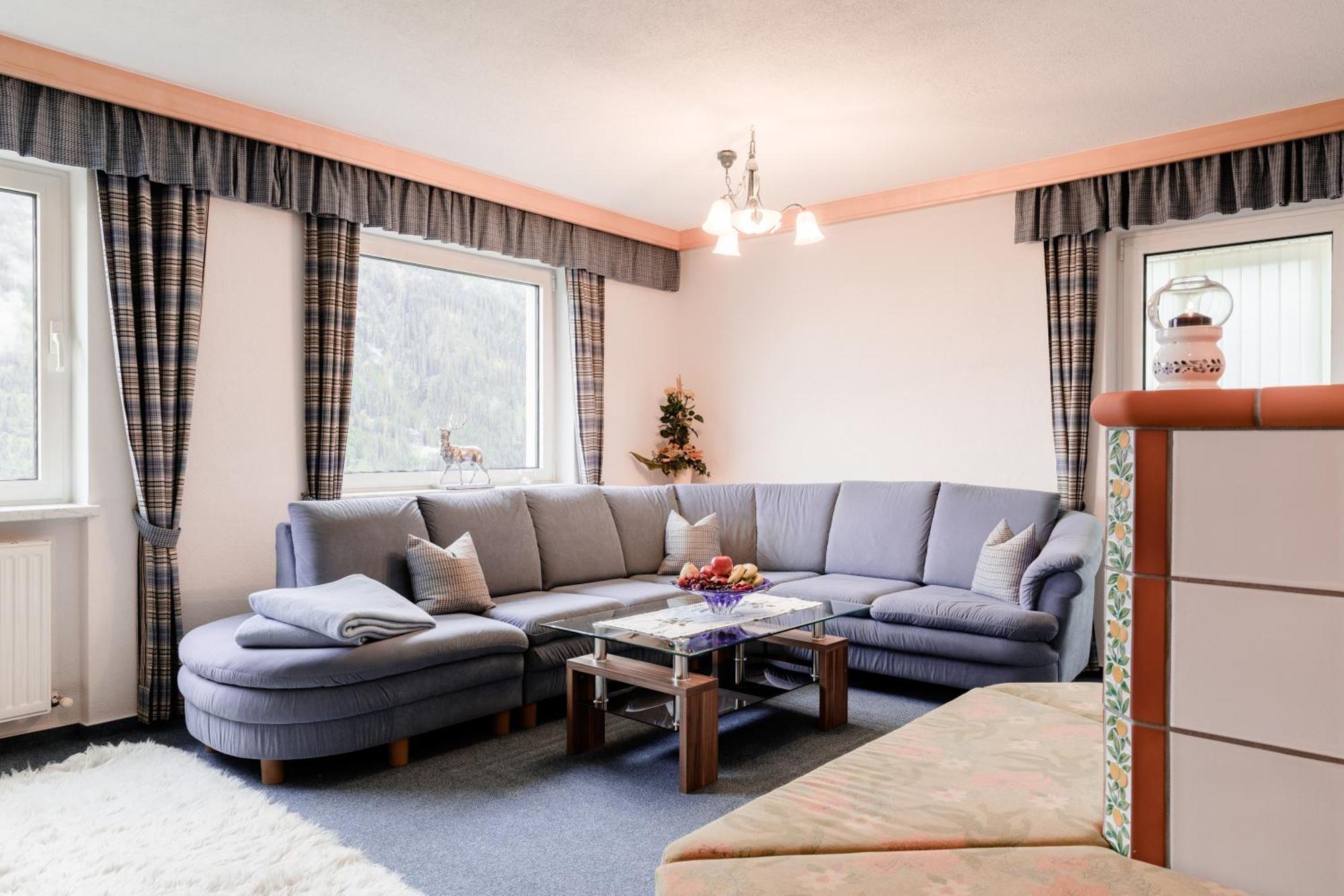 Apart Oberhaus Kappl  Rum bild