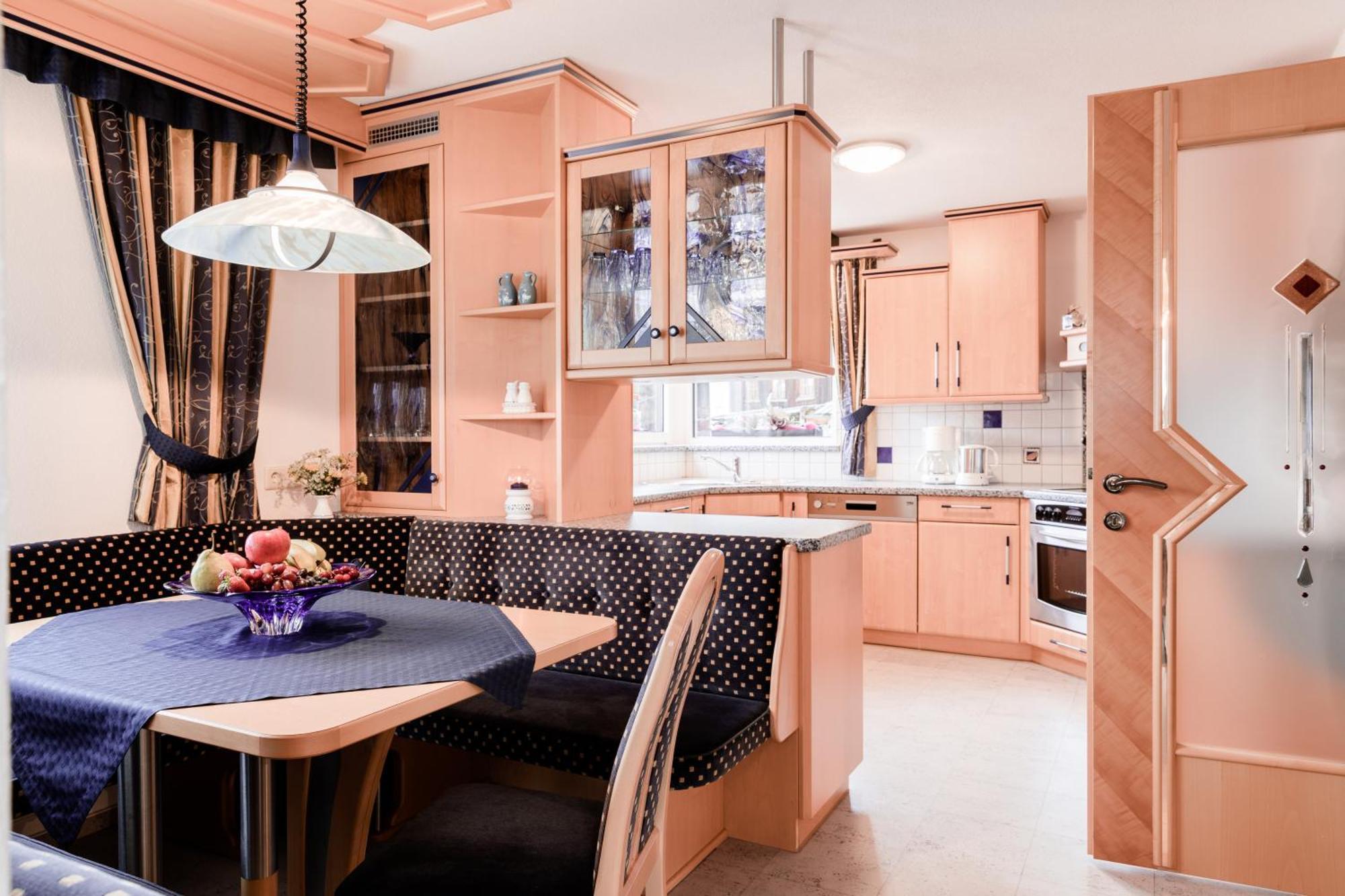 Apart Oberhaus Kappl  Rum bild